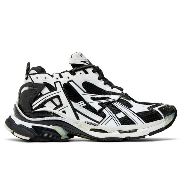Balenciaga Runner Black White 677403W3RB29010