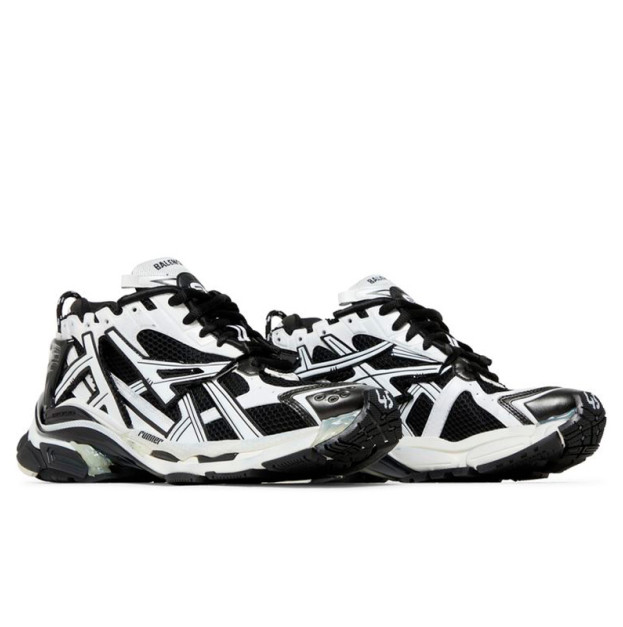 Balenciaga Runner Black White 677403W3RB29010